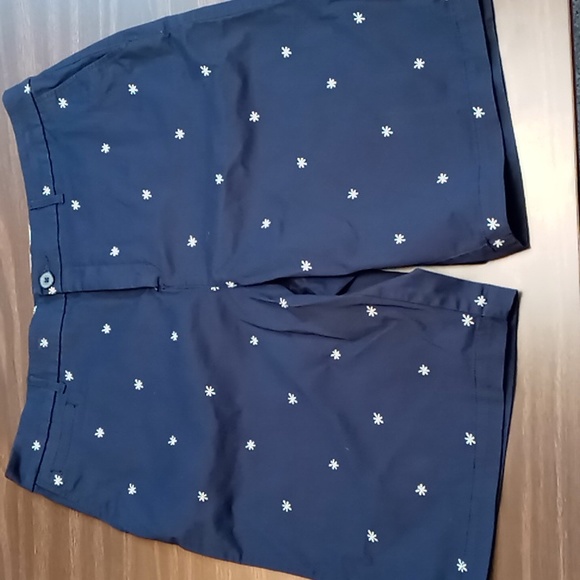 croft & barrow Pants - Croft & Barrow Navy w White Flowers Mid Rise Bermuda Shorts Size 18 NWT